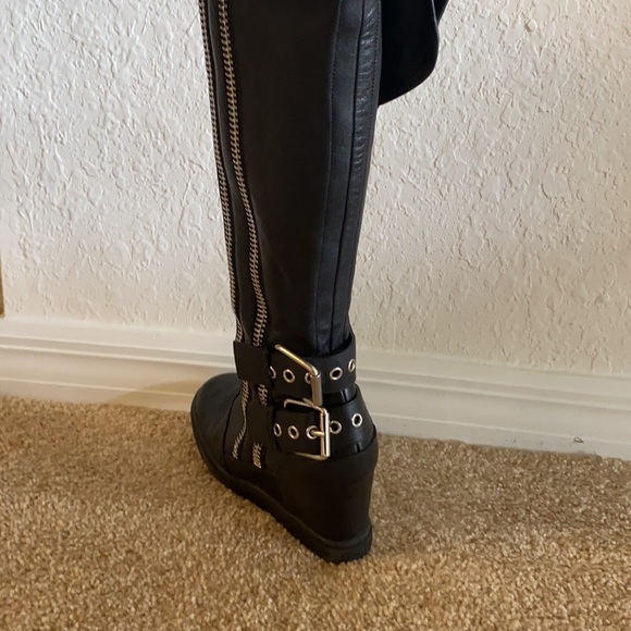 Double Zip Knee-High Boot, Black Giuseppe Zanotti - Picture 4 of 12